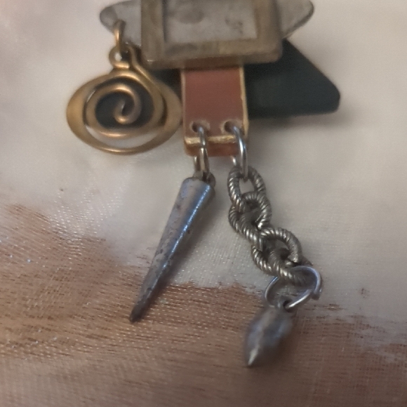 Vintage Metal Artistic Geometric Brooch - Picture 4 of 6